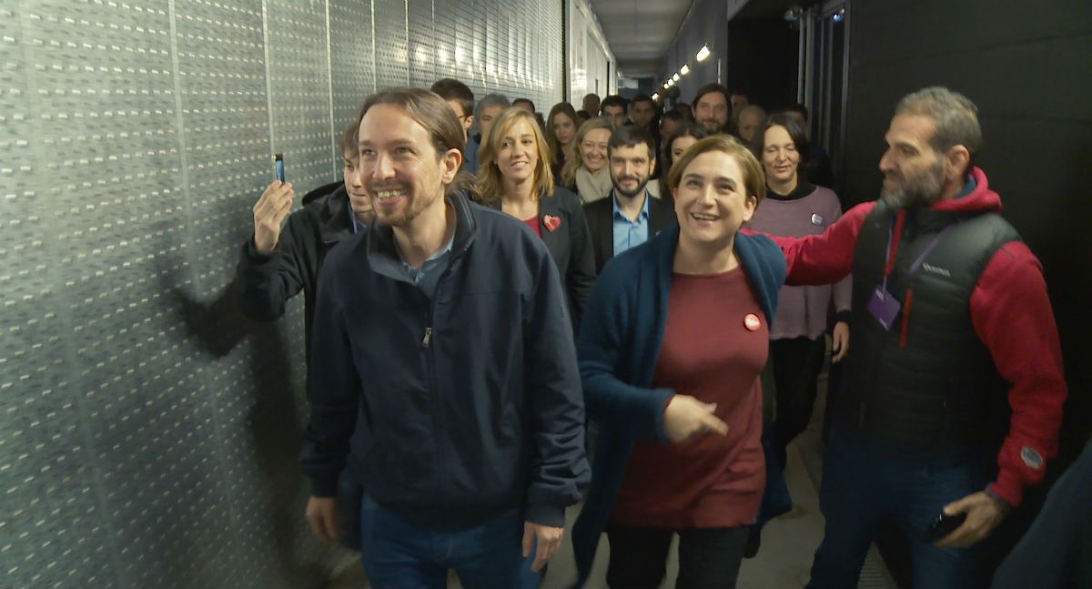 Política, Manual de Instrucciones : Foto