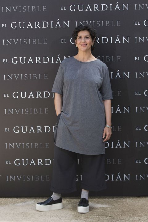 El guardian invisible : Cobertura de revista Elvira Minguez