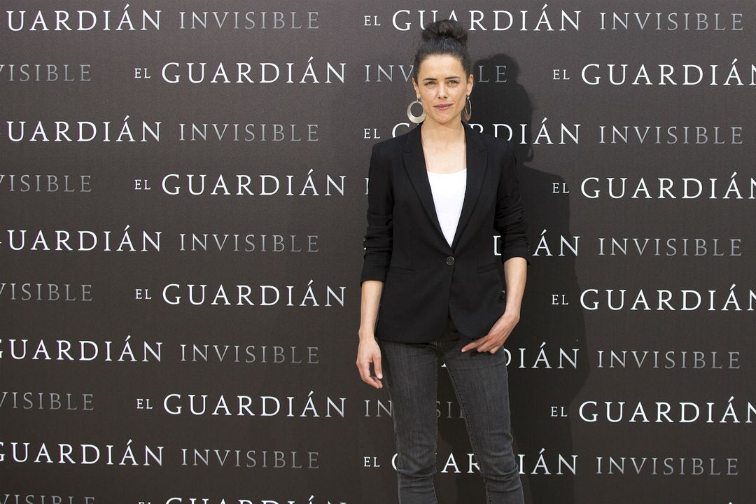 El guardian invisible : Cobertura de revista