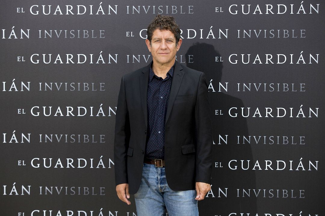 El guardian invisible : Cobertura de revista Pedro Casablanc