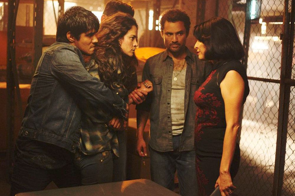 Foto Alice Braga, Veronica Falcon