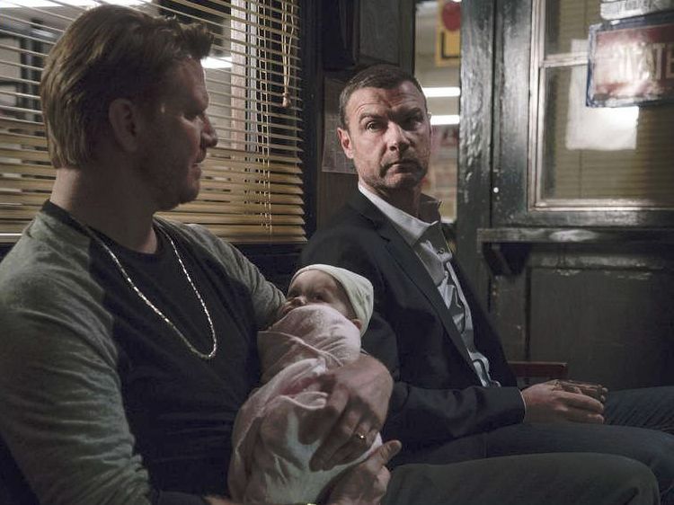 Ray Donovan : Foto Dash Mihok, Liev Schreiber