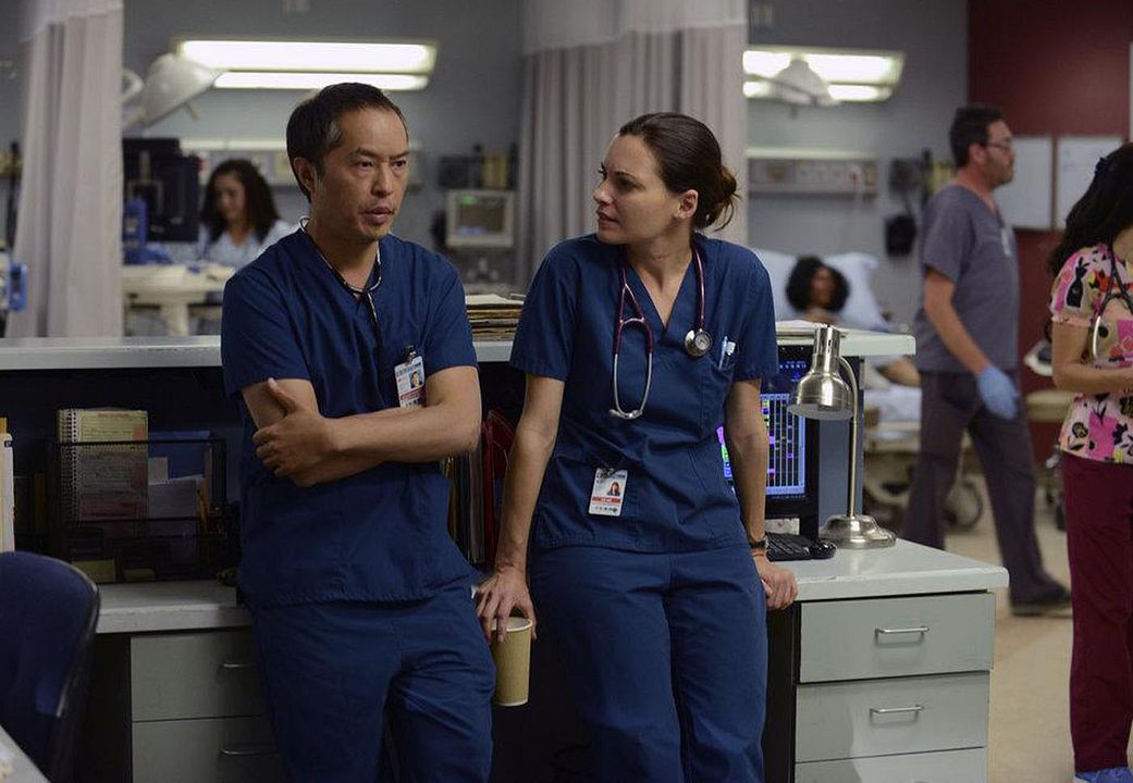 The Night Shift : Foto Jill Flint, Ken Leung