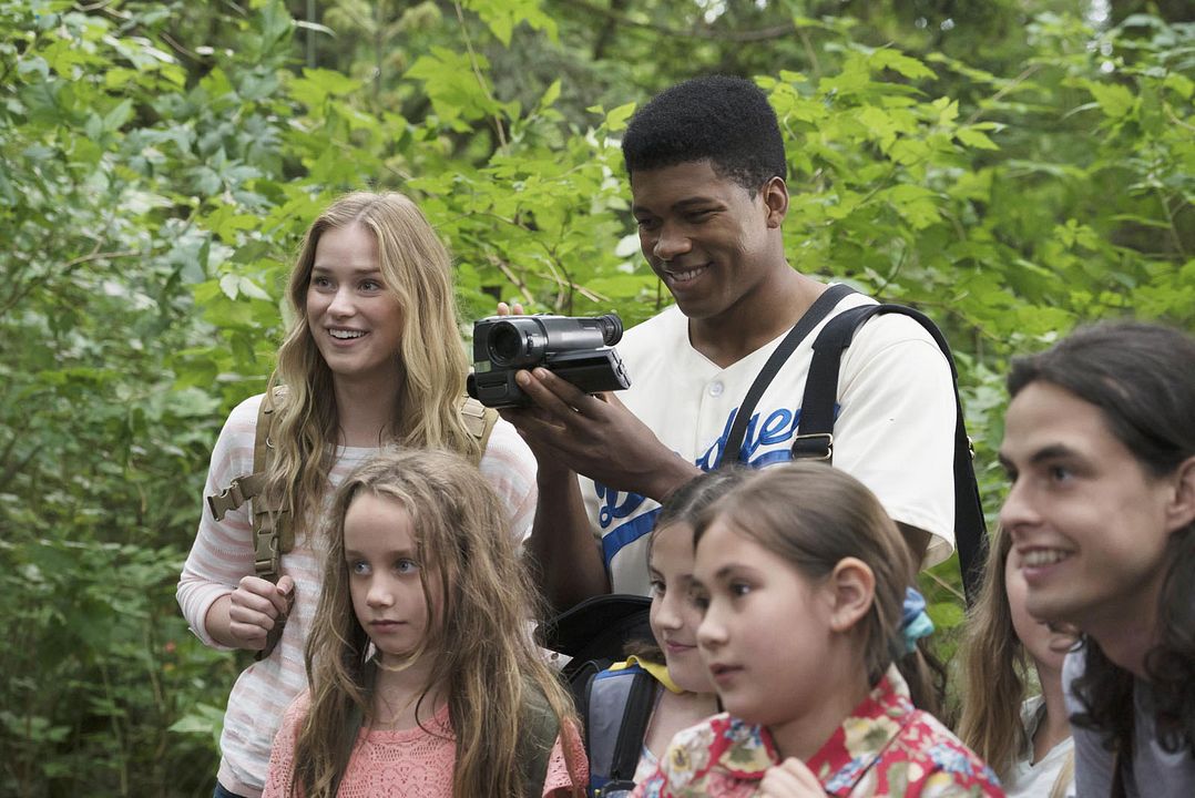 Foto Elizabeth Lail, Eli Goree
