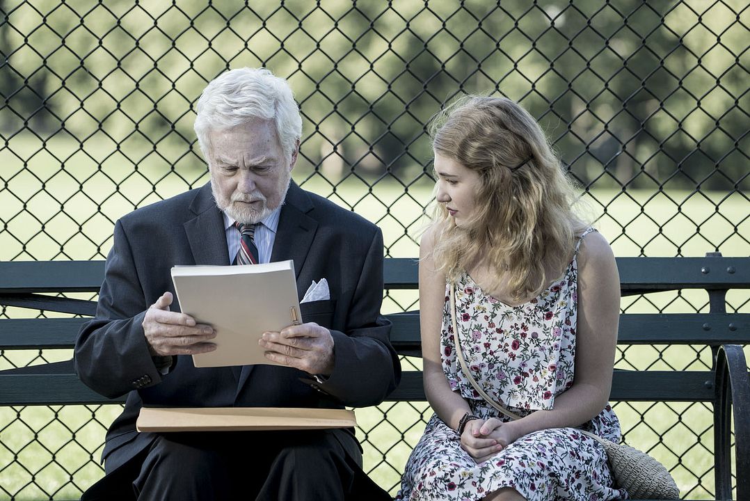 La historia del amor : Foto Derek Jacobi, Sophie Nélisse