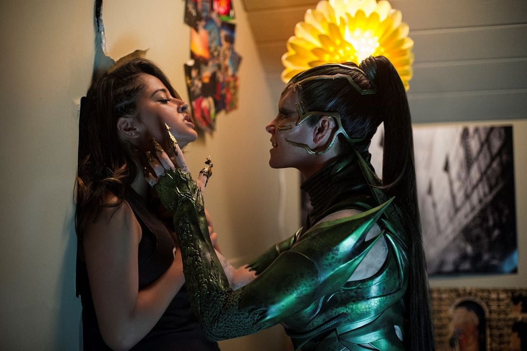 Power Rangers : Foto Becky G, Elizabeth Banks