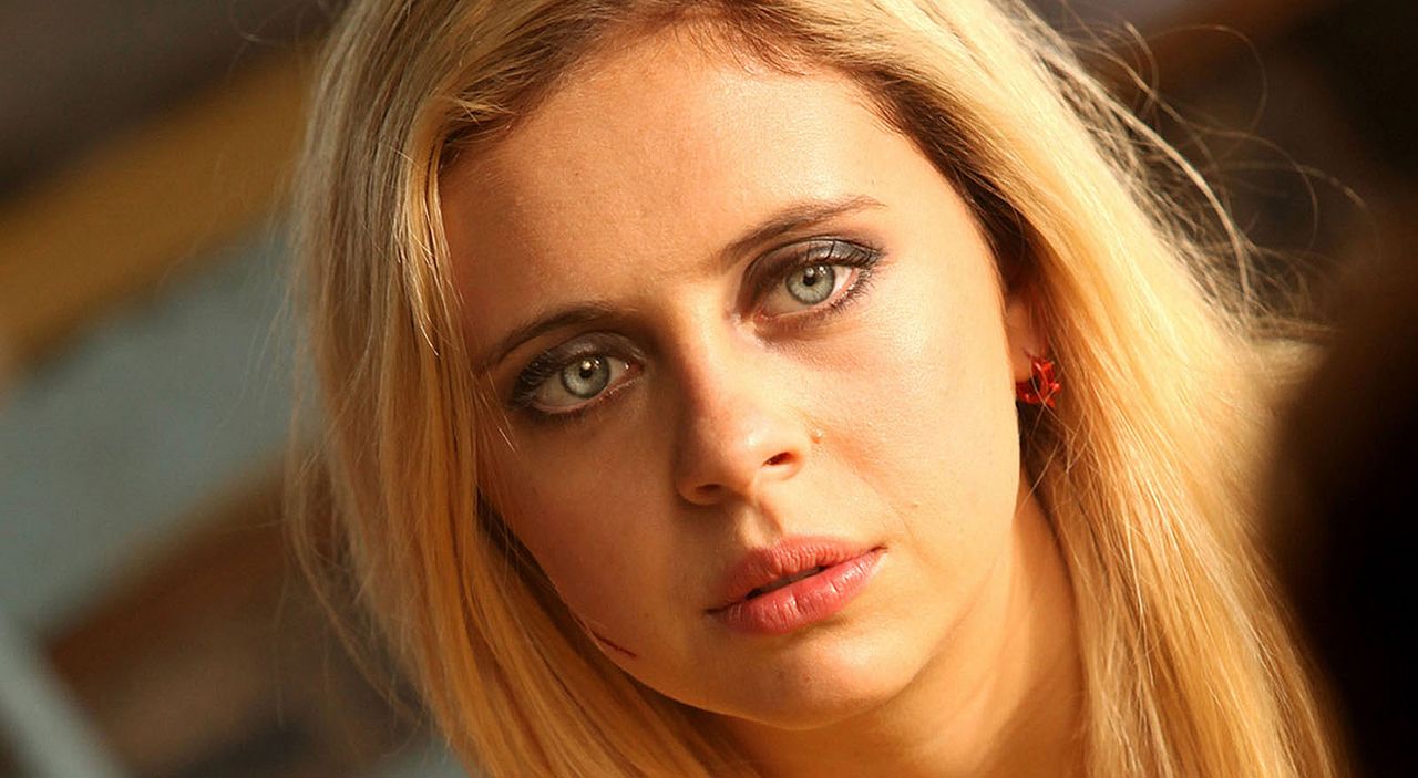 Foto Bel Powley