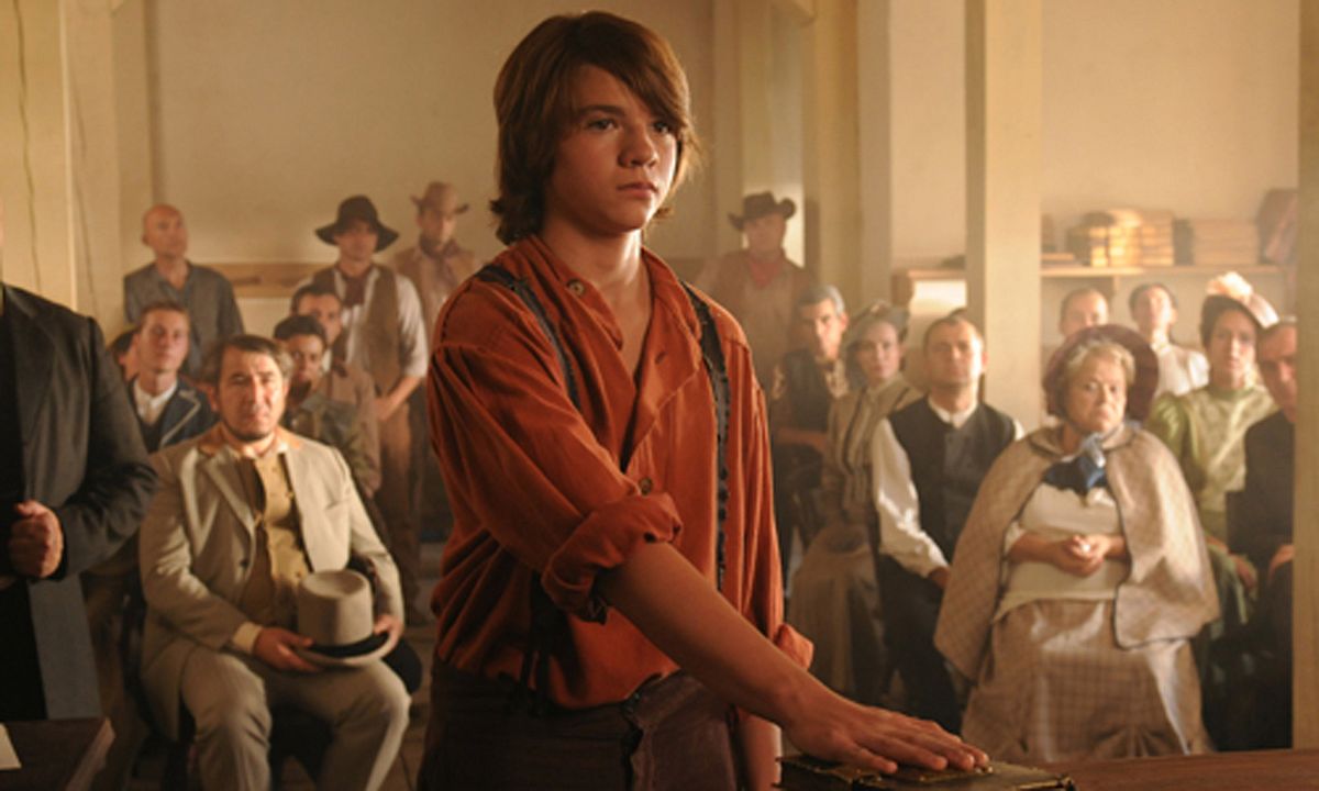 Foto Joel Courtney