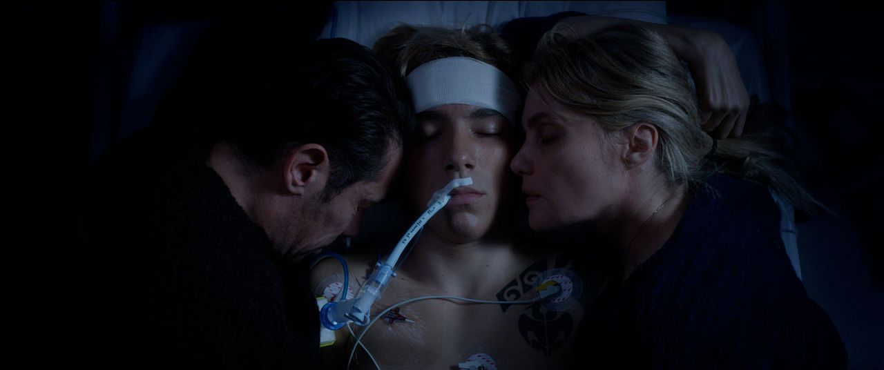 Reparar a los vivos : Foto Emmanuelle Seigner