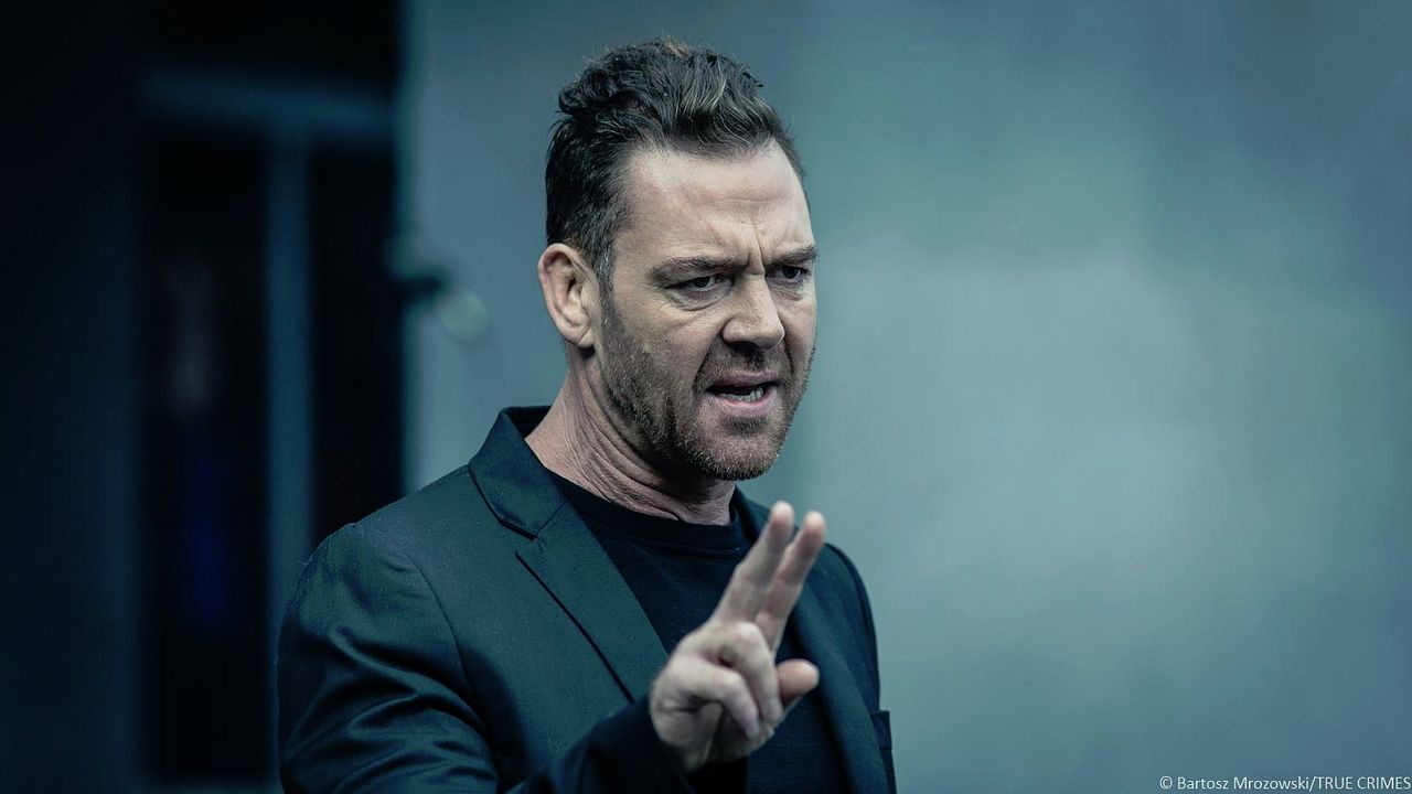 Crímenes Oscuros : Foto Marton Csokas