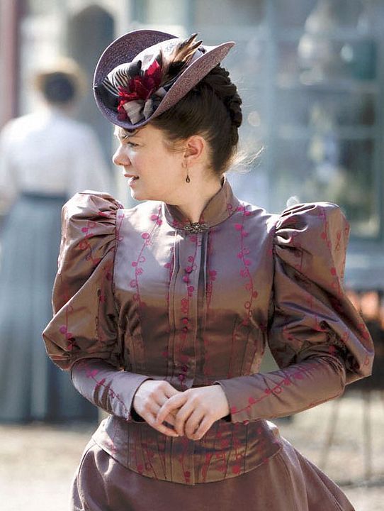 Póster Victoria Hamilton