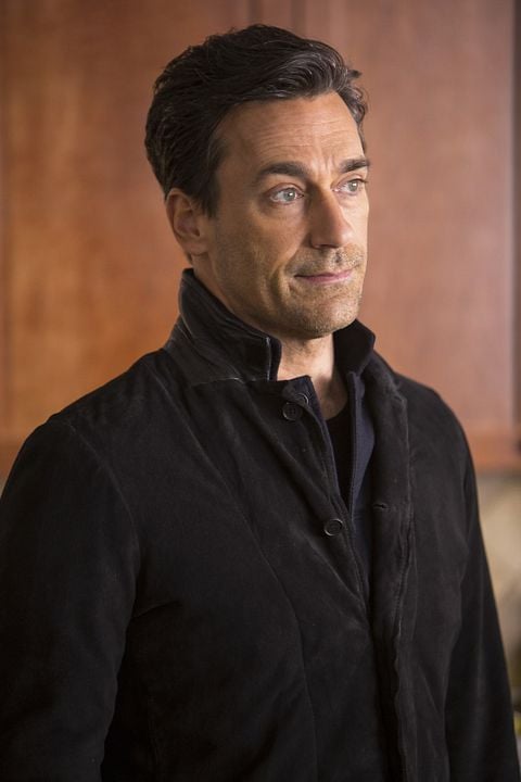 Espiando a los vecinos : Foto Jon Hamm