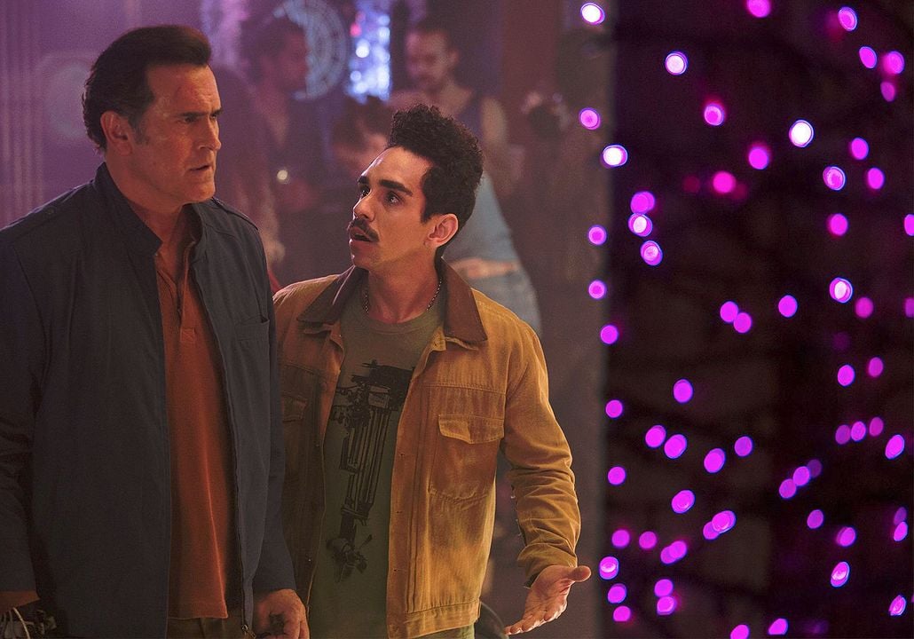 Ash. vs. Evil Dead : Foto Ray Santiago, Bruce Campbell