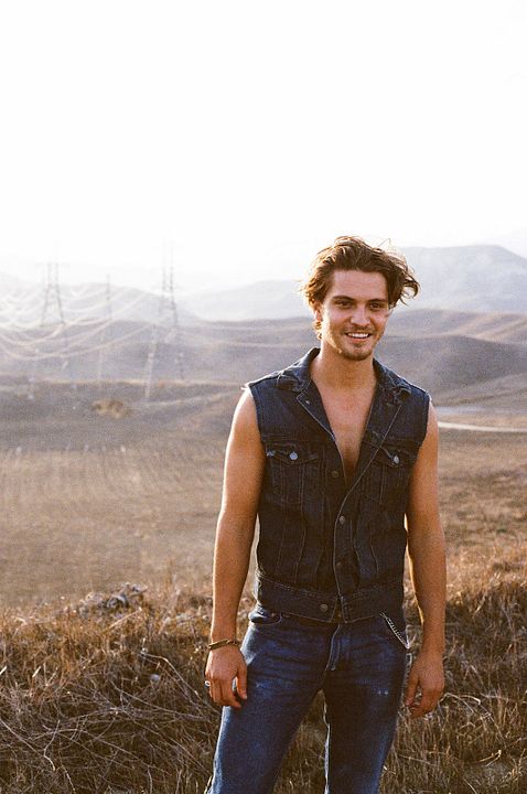 Foto Luke Grimes