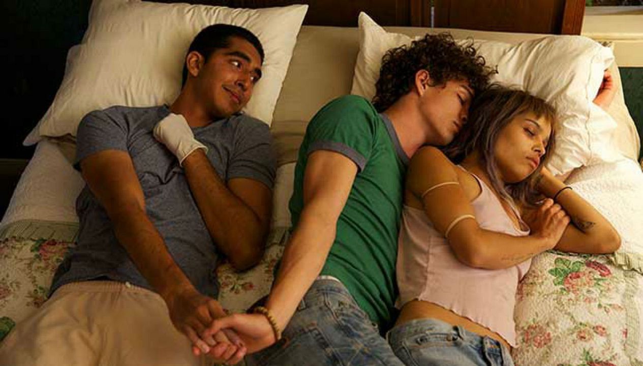 Foto Zoë Kravitz, Dev Patel, Robert Sheehan