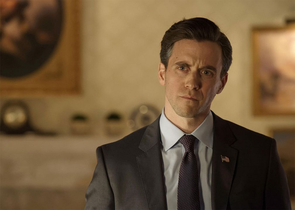Designated Survivor : Foto Ashley Zukerman