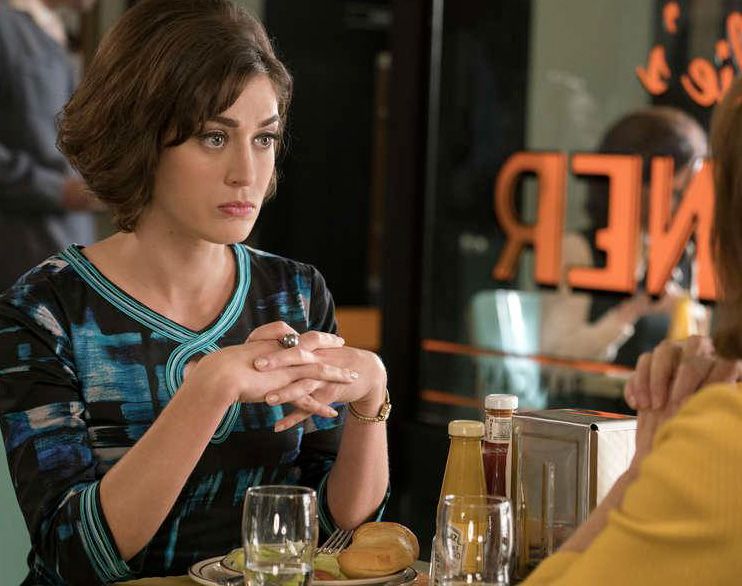 Foto Lizzy Caplan