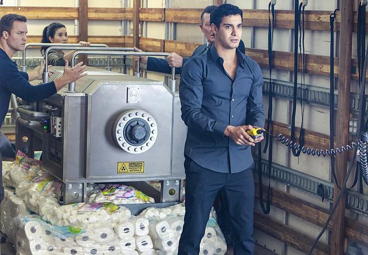 Scorpion : Foto Scott Porter, Elyes Gabel
