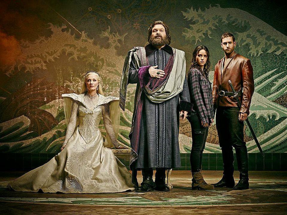 Foto Vincent D'Onofrio, Oliver Jackson-Cohen, Adria Arjona, Joely Richardson