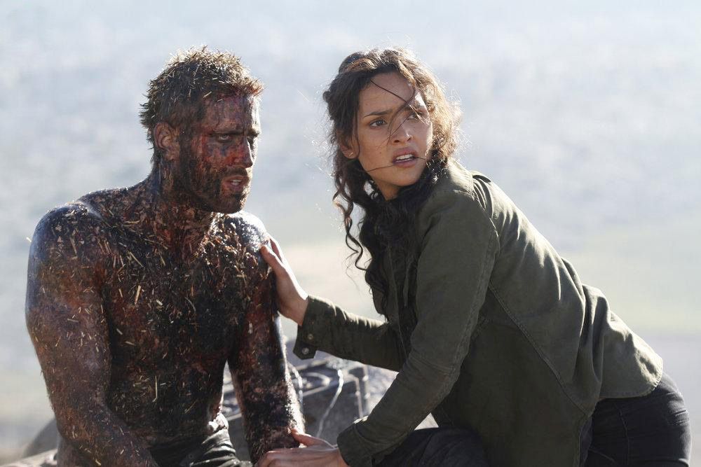 Emerald City : Foto Oliver Jackson-Cohen, Adria Arjona