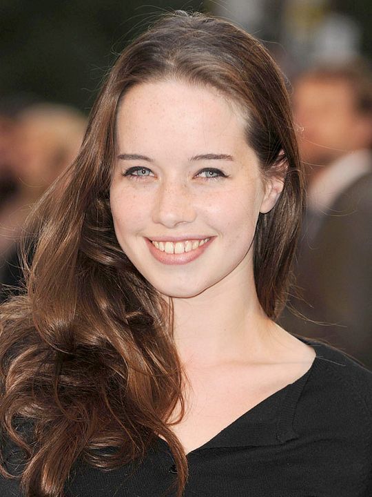 Póster Anna Popplewell