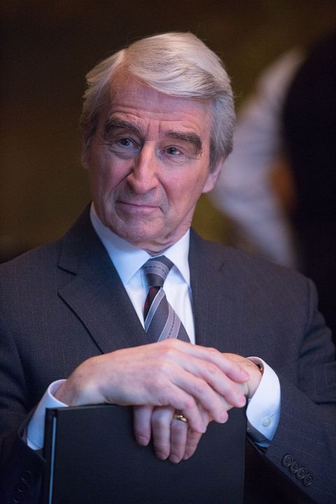 Sola contra el poder : Foto Sam Waterston
