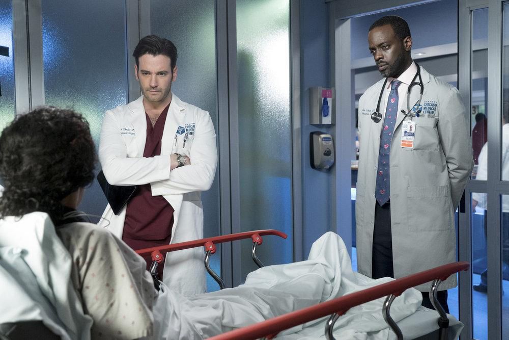Chicago Med : Foto Ato Essandoh