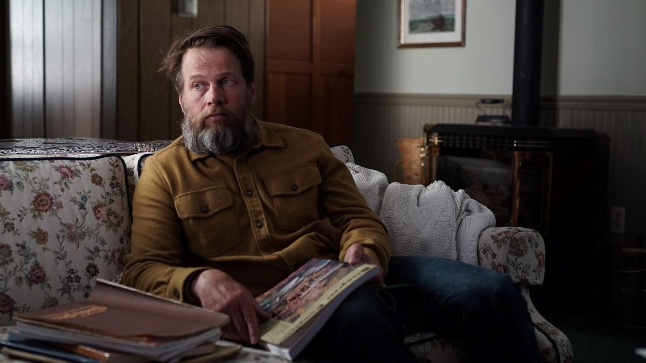 Ciertas mujeres : Foto James LeGros