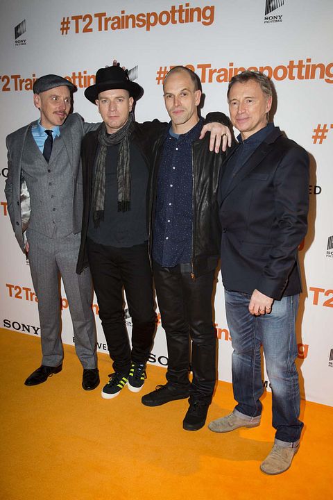 T2 Trainspotting : Cobertura de revista Robert Carlyle, Ewan McGregor