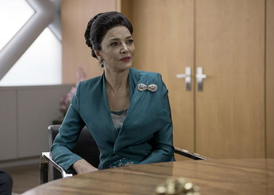 La expansión : Foto Shohreh Aghdashloo