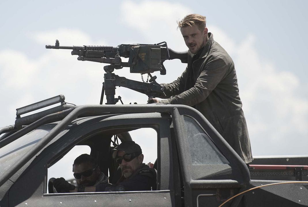 Logan : Foto Boyd Holbrook