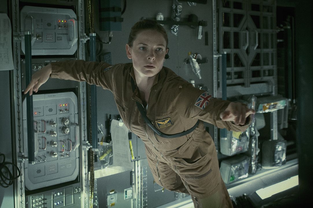 Life: vida inteligente : Foto Rebecca Ferguson