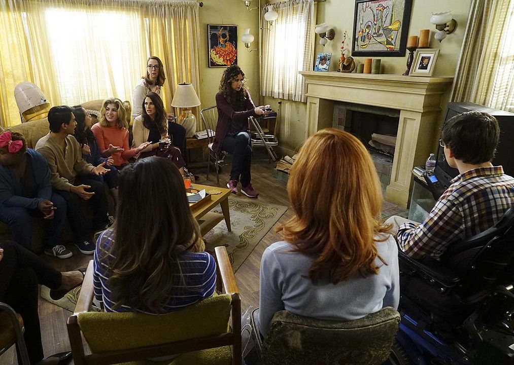 Foto Minnie Driver, Michaela Watkins