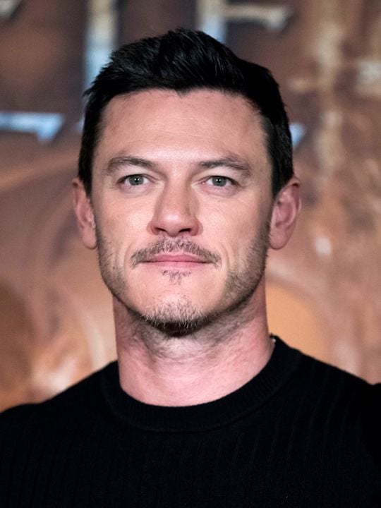 Póster Luke Evans
