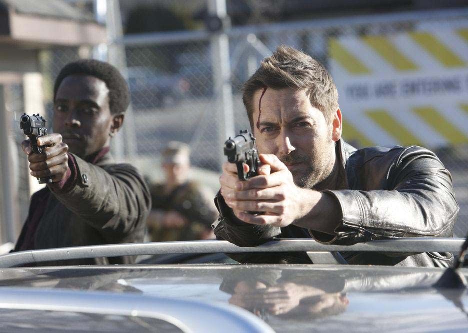 Foto Edi Gathegi, Ryan Eggold