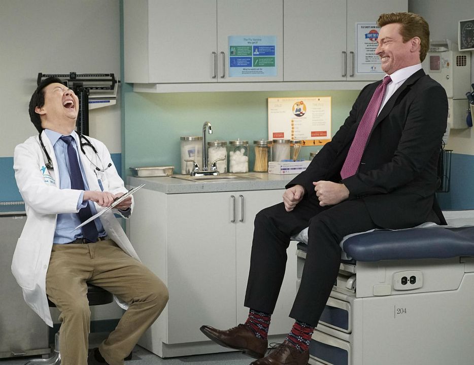 Dr. Ken : Foto Ken Jeong, Rhys Darby