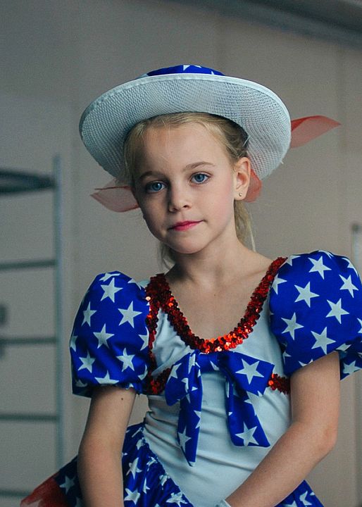 Quien es JonBenet : Póster