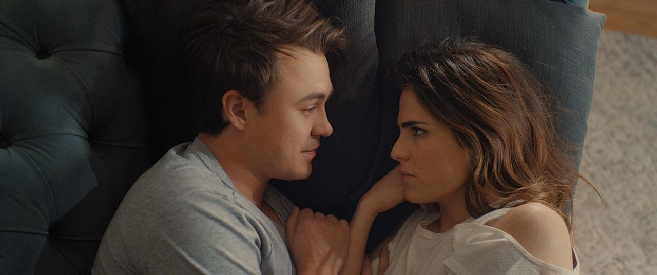 Todos queremos a alguien : Foto Karla Souza