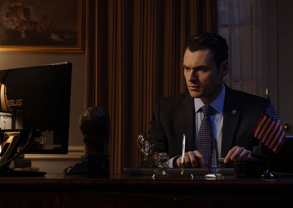 Designated Survivor : Foto Adan Canto