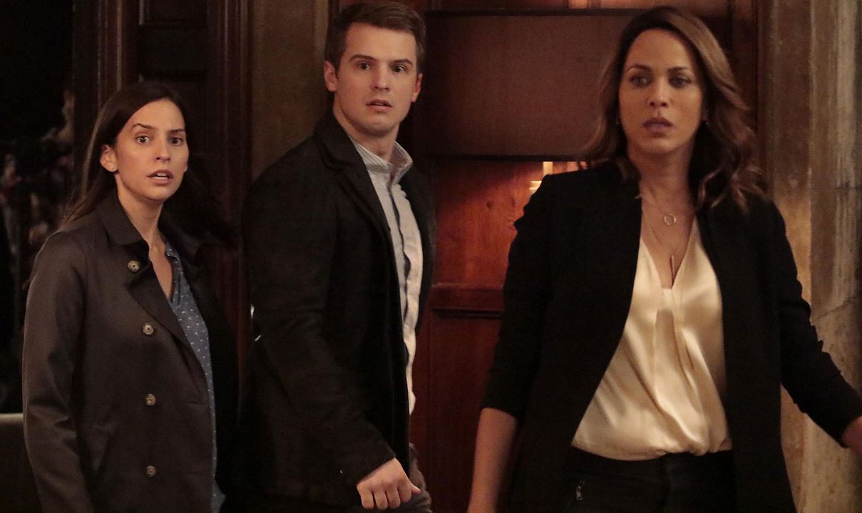 Foto Freddie Stroma, Nicole Ari Parker, Genesis Rodriguez