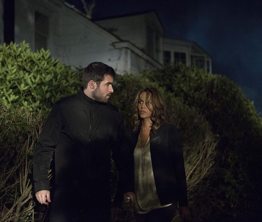 Foto Nicole Ari Parker, Joshua Bowman