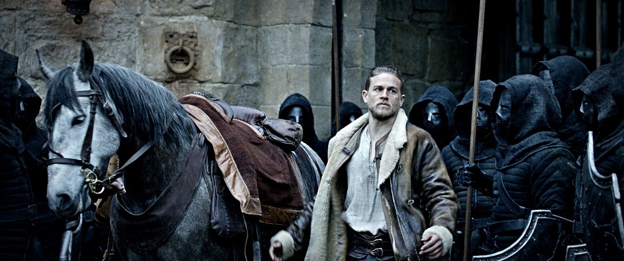 Rey Arturo: La leyenda de la espada : Foto Charlie Hunnam