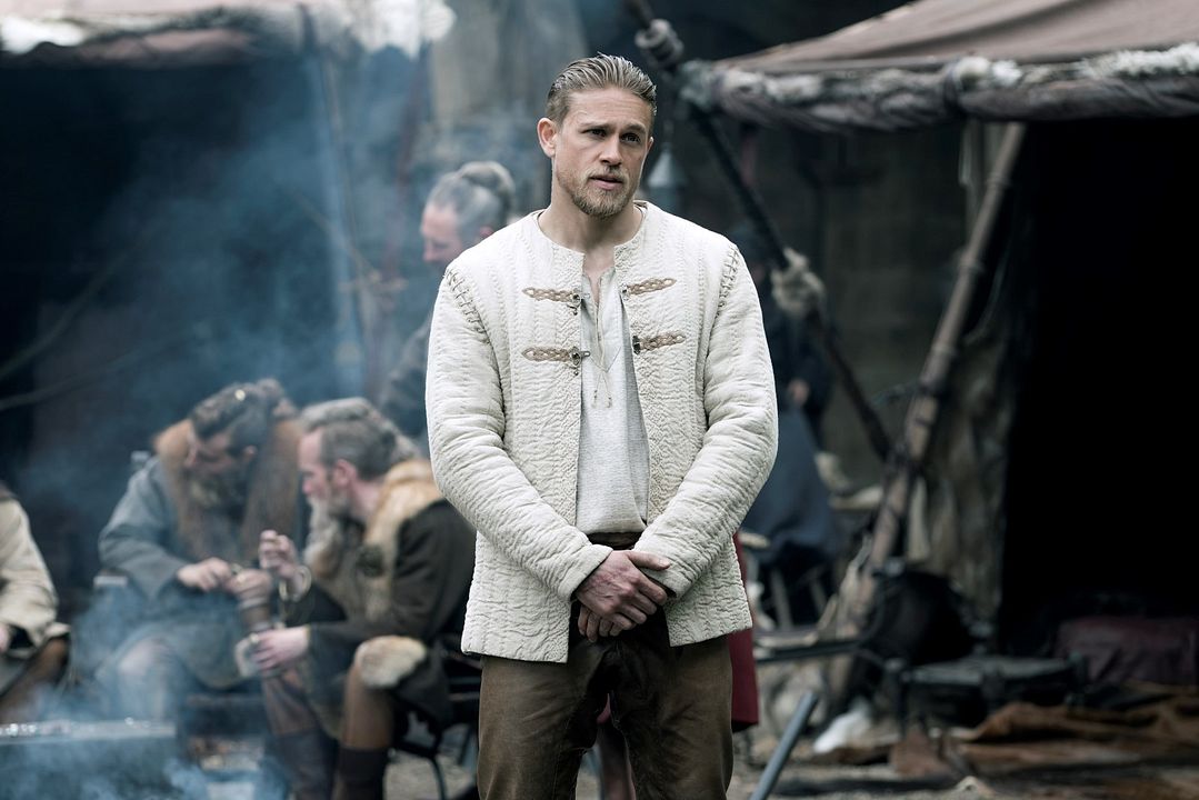Rey Arturo: La leyenda de la espada : Foto Charlie Hunnam
