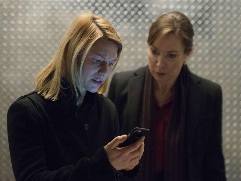 Homeland : Foto Elizabeth Marvel, Claire Danes