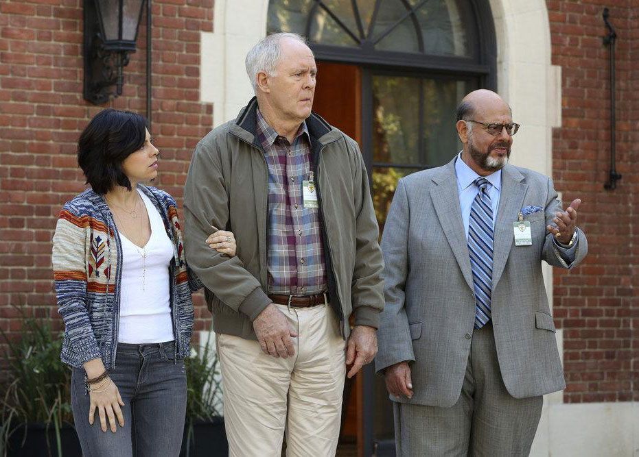 Foto Fred Melamed, Krysta Rodriguez, John Lithgow