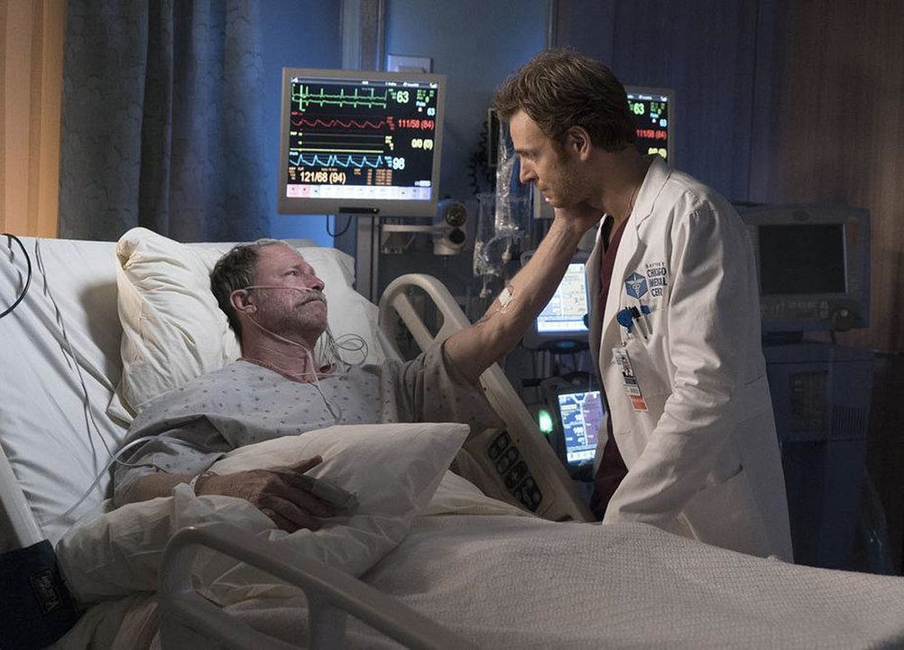 Chicago Med : Foto Louis Herthum
