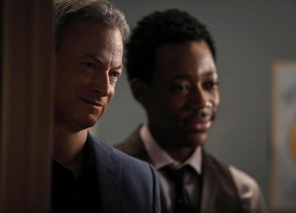 Mentes criminales: sin fronteras : Foto Gary Sinise, Tyler James Williams
