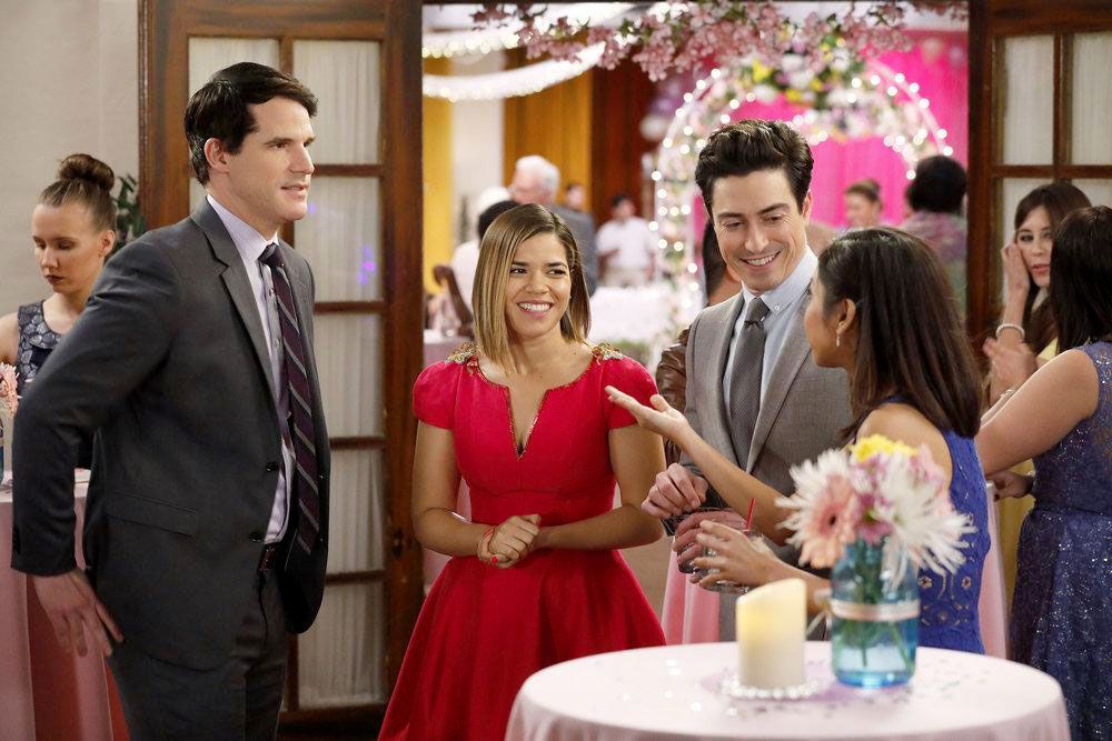 Superstore : Foto Brenda Song, America Ferrera, Ben Feldman