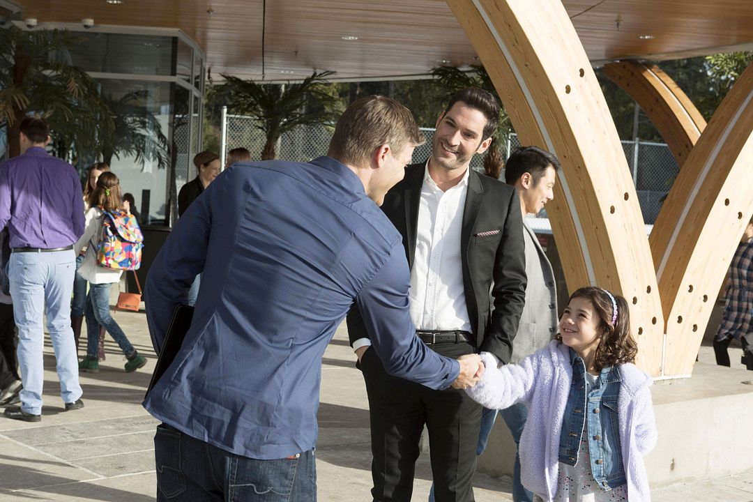 Lucifer : Foto Tom Ellis, Scarlett Estevez