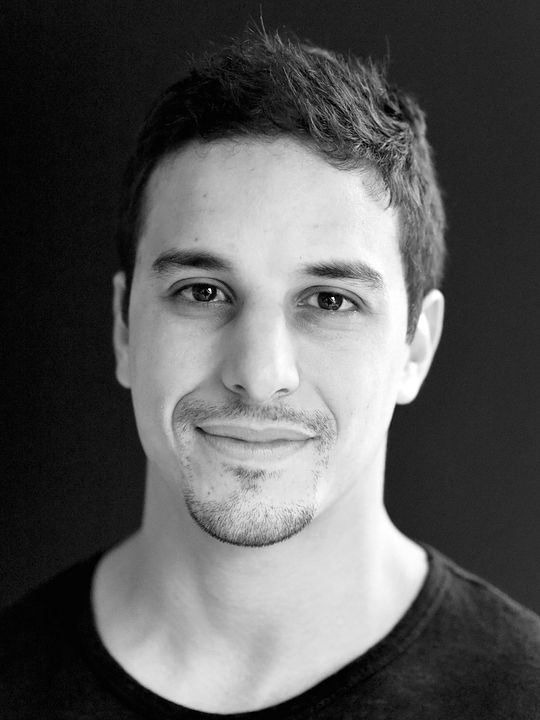 Cobertura de revista Alaa Safi